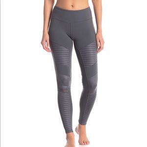 Alo Yoga Slate / Slate Glossy Moto Leggings in XS - NWT
